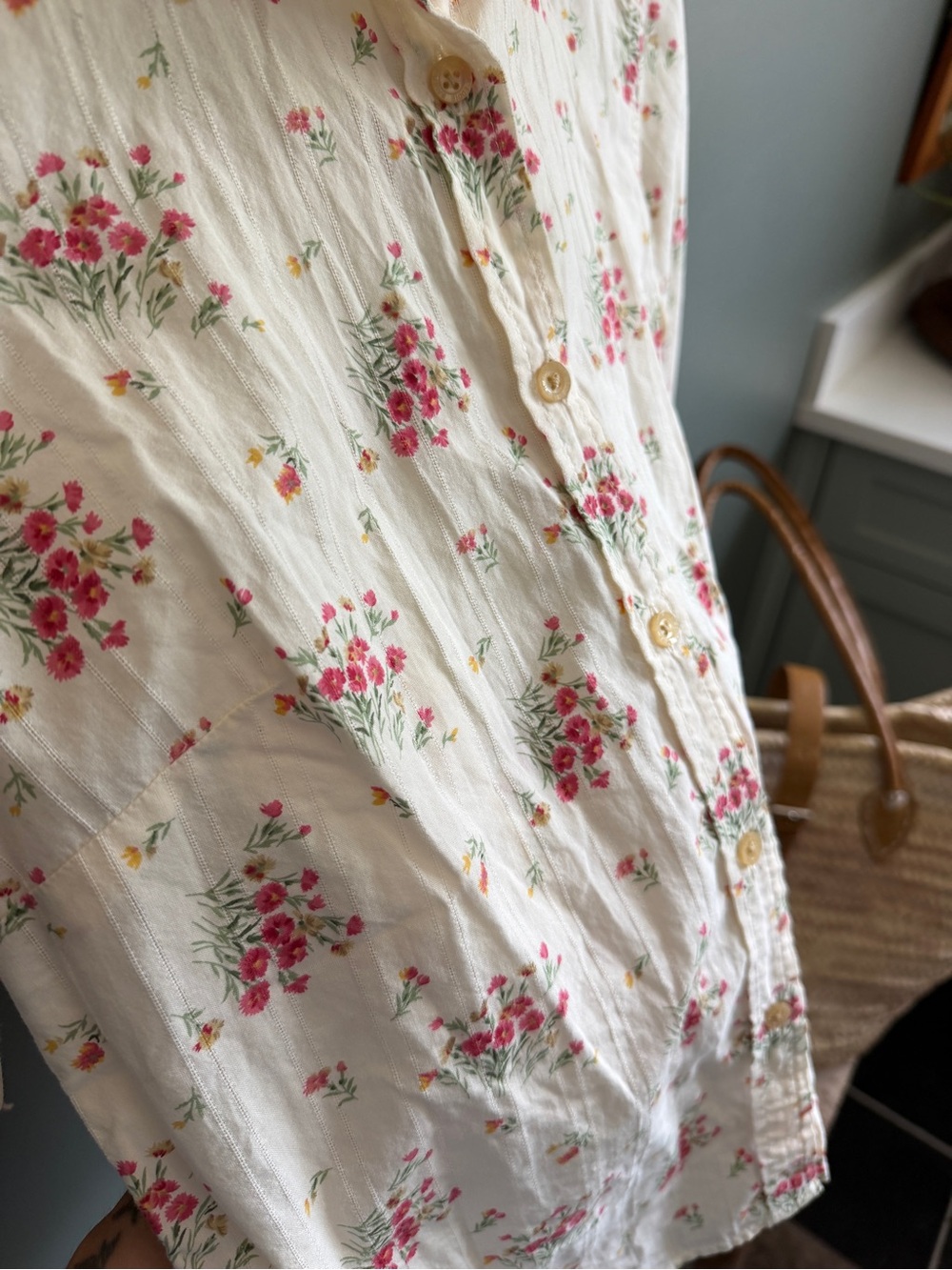 Vintage Eddie Bauer Cotton Floral button down | Size Small - Picture 2 of 6